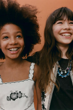 MONO LARGO BORDADO CUT OUT CON ALGOD?N Y LINO / Crudo / Negro