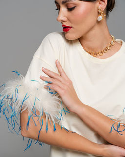 Футболка с перьями страуса FSP006