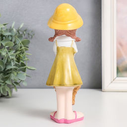 Цена за 2 шт. Фигурка полистоун «Мальчик. Девочка с фруктовой корзинкой», 6×6×20 см, МИКС