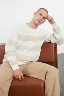 TRENDYOL MAN Koyu Yesil Casual Oversize Fit Genis Kal?p Bisiklet Yaka Cizgili Triko Kazak TMNAW23KZ00106 - Trendyolmilla фото 42