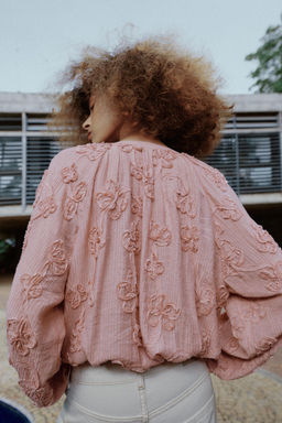 CHAQUETA OVERSIZE ESTRUCTURA FLORES / Rosa pastel - Zara фото 3