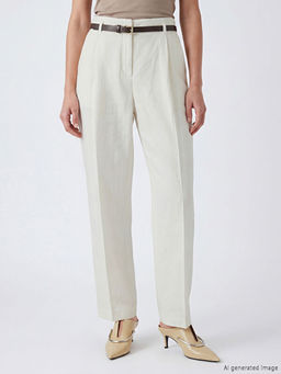 Beli Kemerli Kad?n Kuma? Pantolon