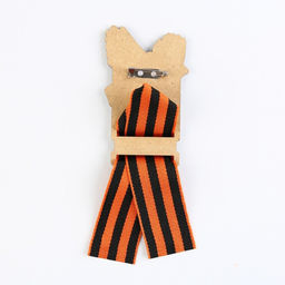 Цена за 2 шт. Значок с георгиевской лентой на 9 Мая «Голубь», дерево, 4.3×7.2 см