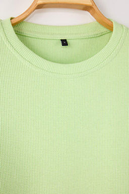 Yesil Oversize/Genis Kesim Bisiklet Yaka Sardonsuz Sweatshirt TMNAW25SW00194