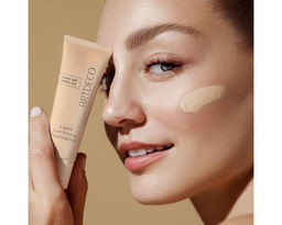 ARTDECO Тональная основа Light Luminous тон 14 warm beige sand, 25 мл  фото 8