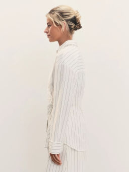 Льняная рубашка в полоску с декоративной пряжкой / Zarina  фото 5