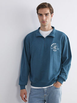 Dik Yaka Bask?l? Erkek Sweatshirt