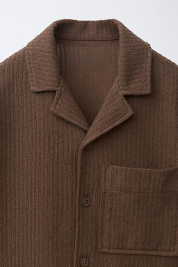 CAMISA TEXTURA R?STICA / Chocolate