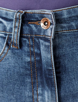 Джинсы трубы широкие с декоративной стиркой из эластичного денима - Vilatte фото 3