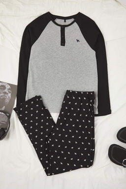 Siyah-Gri Regular Fit Reglan Kol Kopek Nak?sl? Dugmeli Yaka Orme Pijama Tak?m? TMNAW26PT00004