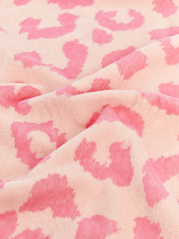 LC Waikiki Pembe Desenli Kad_n Plaj Havlusu 70x150 cm