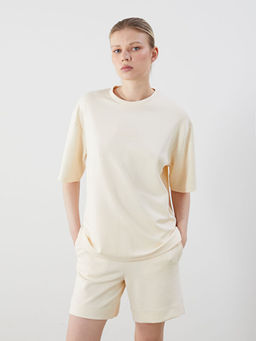 Bisiklet Yaka Oversize Kad?n Ti??rt