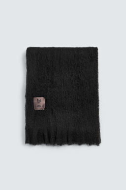 BUFANDA MEZCLA LANA 814 EZCARAY X ZARA / Negro