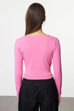 Pembe Derin Kruvaze Yaka Dantel Detayl? Uzun Kol Crop Pamuklu Esnek Orme Bluz TWOAW24BZ00291