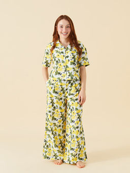 Petite G?mlek Yaka ?i?ekli Kad?n Pijama Tak?m?