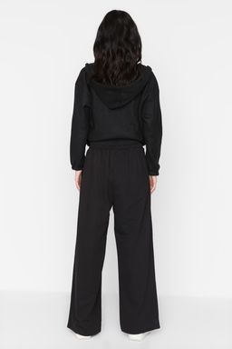 Siyah Bask? Detayl? Wide Leg/Rahat Kesim Asimetrik Bel Orme Pantolon TWOAW23PL00389