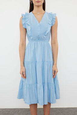 TRENDYOLMILLA Siyah Duz Midi Skater Form F?rf?r Detayl? Dokuma Elbise TWOSS24EL01073 фото 4