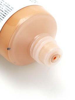 Цена за 2 шт. BB крем матовый для лица, оттенок 03, 40 мл