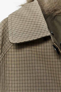 ZW COLLECTION LIMITED EDITION REVERSIBLE TRENCH COAT WITH FAUX FUR COLLAR - Zara фото 6