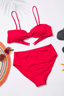 TRENDYOLMILLA Siyah Straplez Drapeli Bikini Ustu TBESS25BU00029