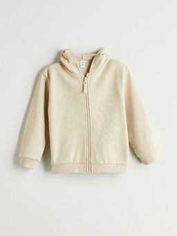 Kap??onlu Erkek ?ocuk Pike H?rka