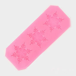 Молд для заливки новогодний «3 снежинки», силикон, 13×5×0.5 см, розовый