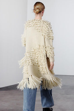 LONG FRINGED KNIT COAT - Zara фото 6