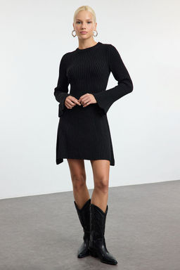 TRENDYOLMILLA Antrasit Mini Triko A-Line Formda Elbise TWOAW25EL00030 фото 23