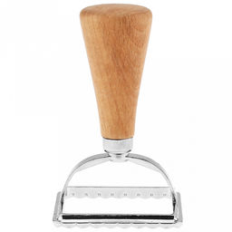 Штамп металлический для пельменей "Квадрат" 5,8х5,8см h10см, деревянная ручка, на картоне (Китай)