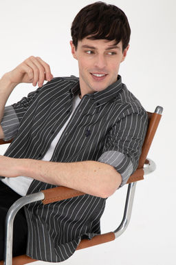 Мужская черная рубашка с длинным рукавом Неожиданная скидка в корзине