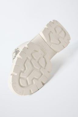 CHUNKY HIGH-TOP SNEAKERS WITH CHARMS - Zara фото 17