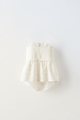 CONTRAST CROCHET T-SHIRT