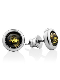 Маленькие серьги-гвоздики с натуральным янтарём зелёного цвета Ягодка