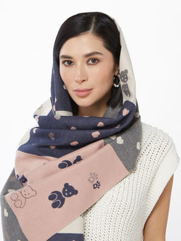 в составе ШЕРСТЬ и КАШЕМИР Большой, мягкий, теплый двусторонний палантин с принтом. - Tantino фото 6