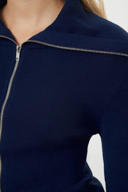 Lacivert Fermuarl? Premium Iplik/Ozel Iplik Fitted/Vucudu Saran Triko H?rka TWOAW25HI00036