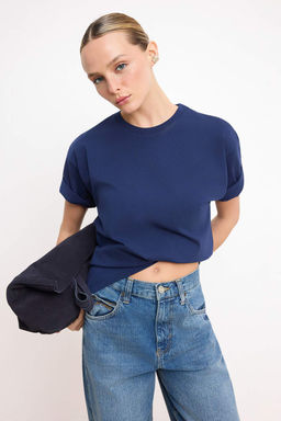 Lacivert %100 Kal?n Pamuklu Oversize/Genis Kal?p Bisiklet Yaka Orme T-Shirt TWOSS23TS00040