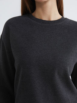 Bisiklet Yaka Kad?n Sweatshirt