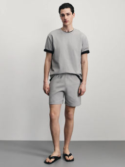 Шорты relax fit из 100% хлопка / Zarina