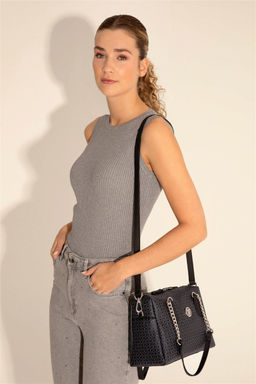 Женская черная сумка