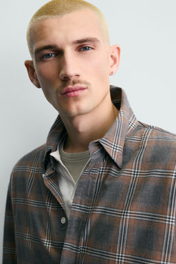 RELAXED FIT CHECK SHIRT - Zara фото 5