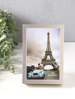 Фоторамка для фото 10×15 см «Ламберто», пластик, серебро с белым, 16×11×3.5 см