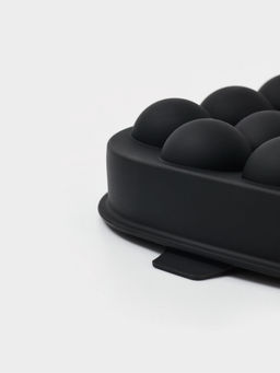 Форма для льда "Шарики", 22 ячейки , 21х14х3,5 см, цвет черный