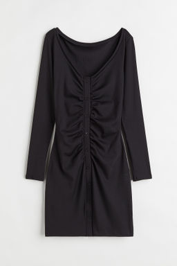 Vestido con botonadura frontal