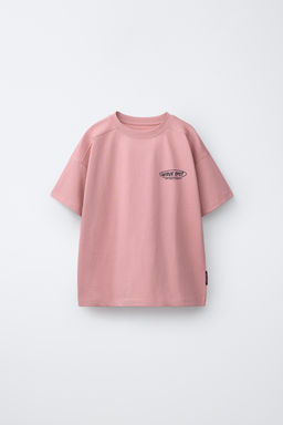 CONJUNTO CAMISETA Y BERMUDA TEXTO / Rosa lavado