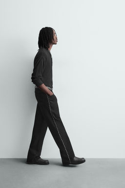 FLARE FIT JEANS WITH STUDS - Zara фото 6