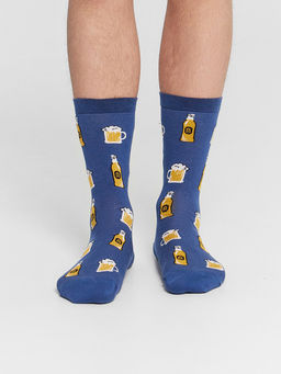 Цена за 5 пар! Носки мужские высокие синие с узором в виде пивных бокалов и бутылок