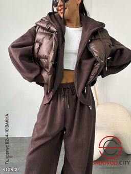 Женский спортивный костюм с утеплённым жилетом - Bruno фото 4