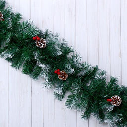 Гирлянда хвойная новогодняя Зимнее волшебство. Иней, ёлочная, 270 см, d=25 см, 200 веток, с шишками
