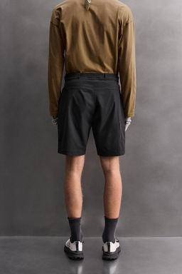 BERMUDA T?CNICA CARGO / Negro - Zara фото 3