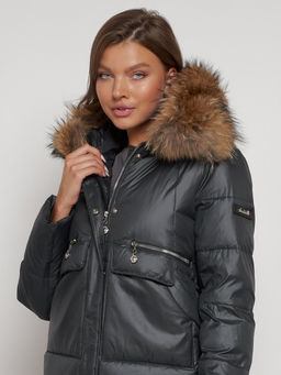 Куртка зимняя женская модная с мехом темно-серого цвета 132298TC - Visdeer фото 24